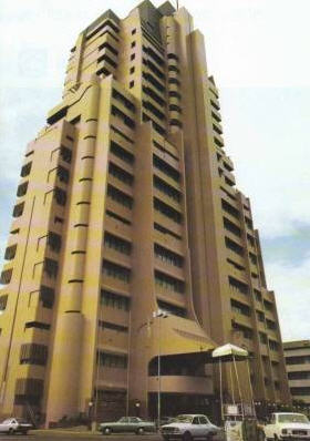 Le building de la Sozacom (Kinshasa)