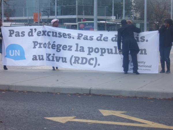 Manifestation organise par l'ONG Corpus avec Amnesty International le samedi 22 novembre  Genve, Place des Nations.