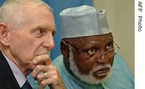 Former Nigerian President Abdusalami Aboubacar (R), special representative to UN secretary-general, William Lacy Swing at a press conference, Kinshasa, November 5, 2006