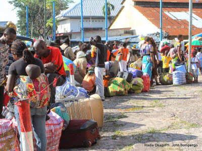 DR Congo citizens deported from Brazaville arrive in Kinshasa on 4.24.2014