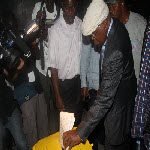 Etienne Tshisekedi votes on Monday, November 28, 2011