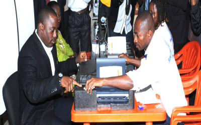 Joseph Kabila registers to vote