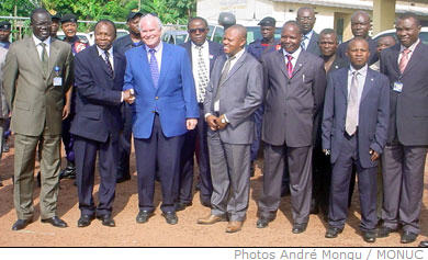 Ross Mountain, Deputy Special Representative of the UN Secretary General in the DRC and resident UN Humanitarian coordinator, made a visit to Mbandaka, Equateur province on 1 March 2008, where he explained that western DRC has not been overlooked by MONUC and its international partners.