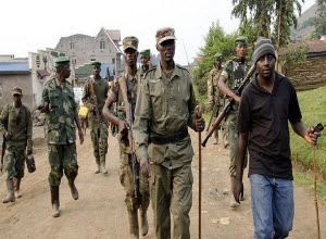 Sultani Makenga (center), leader of the M23 rebels