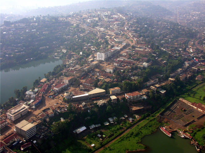 Vue aérienne de la ville de Bukavu