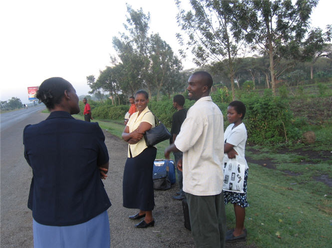 KWA ALOIS BUS STOP, MAJI YA CHAI, ARUSHA, TANZANIA