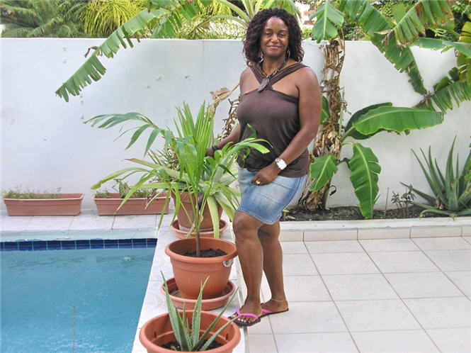 Betty Ekila Amba à st Martin les antilles