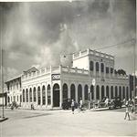 Hotel Rgina: carte postale ancienne, au croisement du boulevard Albert 1er et une partie  ...