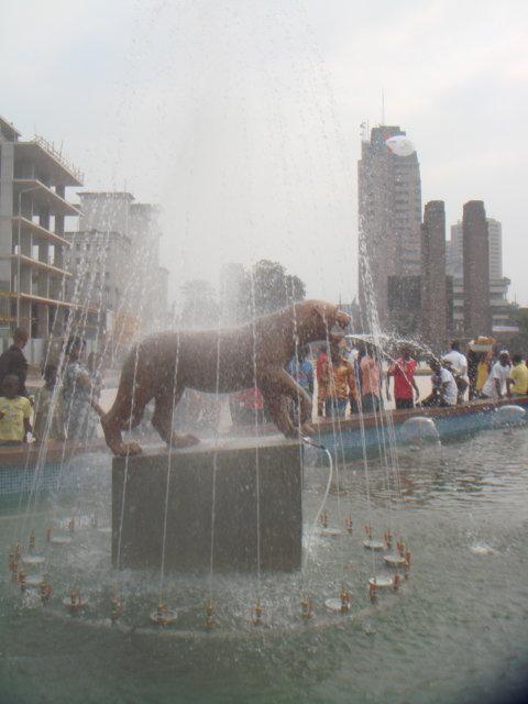 Place d'Indpendance (ex. gare centrale).